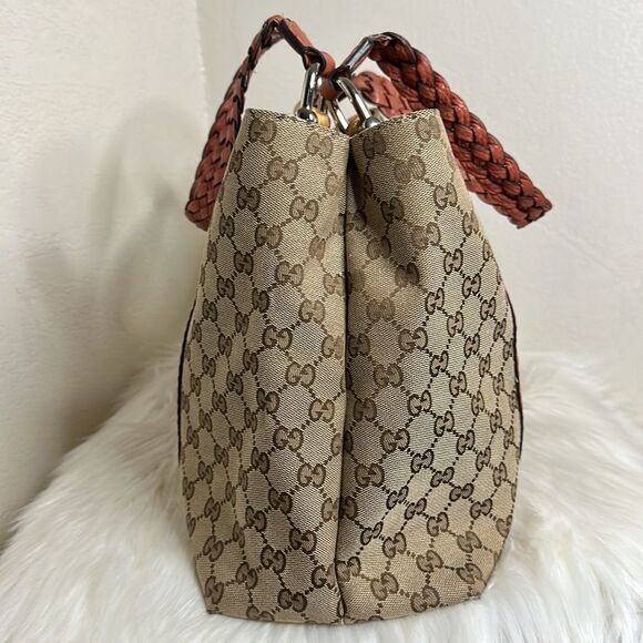 💯Authentic Gucci Tote Handbag with Bamboo 🍀 - Picture 14 of 15